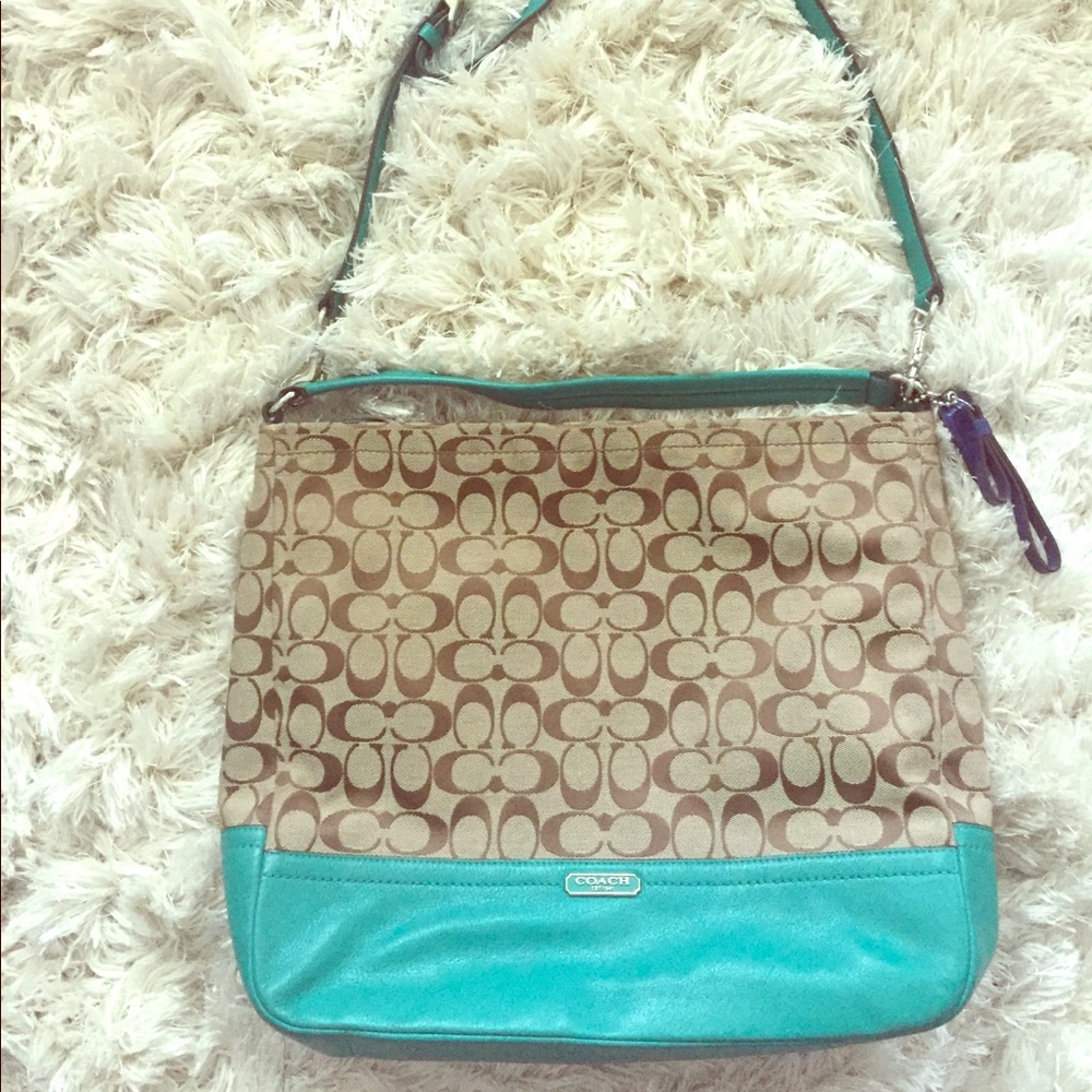 Big coach bag